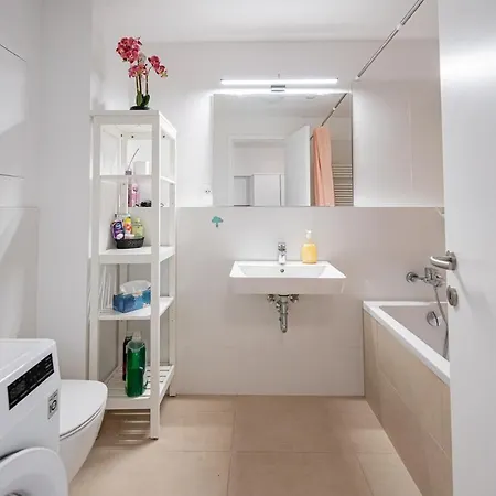 Klingerka With View And Free Parking ブラチスラヴァ