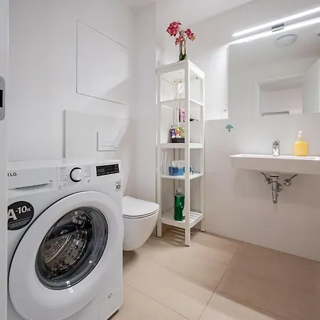 Apartment Klingerka With View And Free Parking