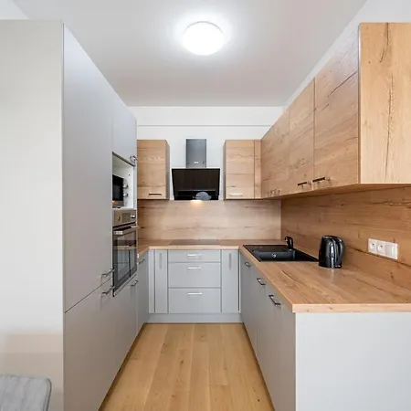 Klingerka With View And Free Parking Apartment *