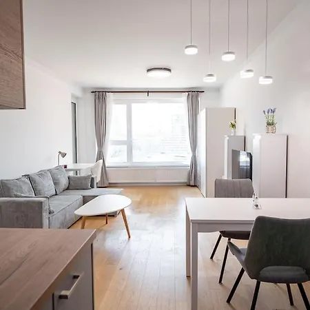 Klingerka With View And Free Parking 아파트